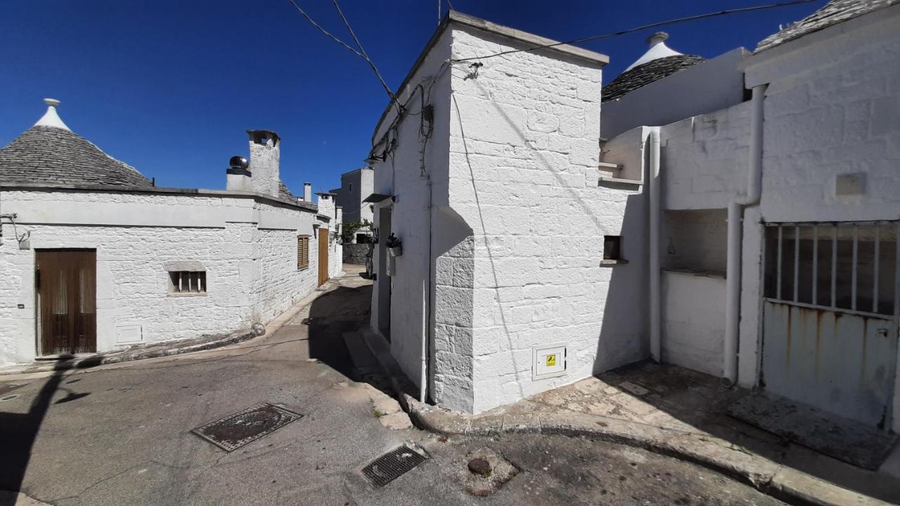 Capodigallo Holiday Trullo Monte Santo アルベロベッロ エクステリア 写真